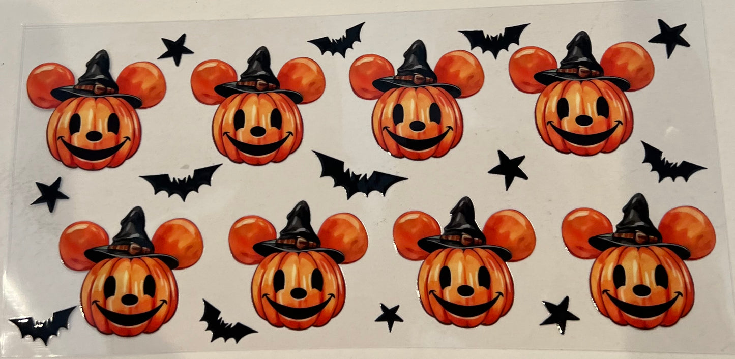 Mickey Halloween pumpkin 086