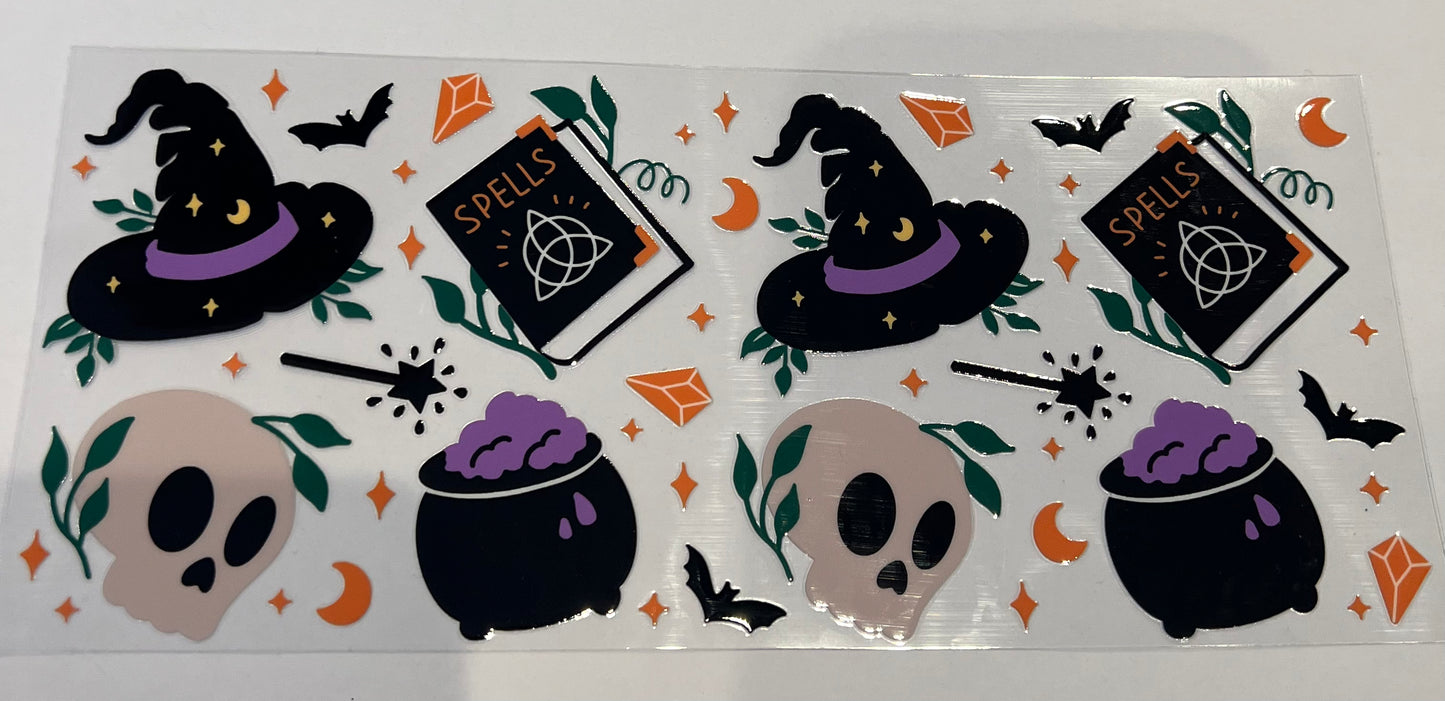 Witches and skulls 077