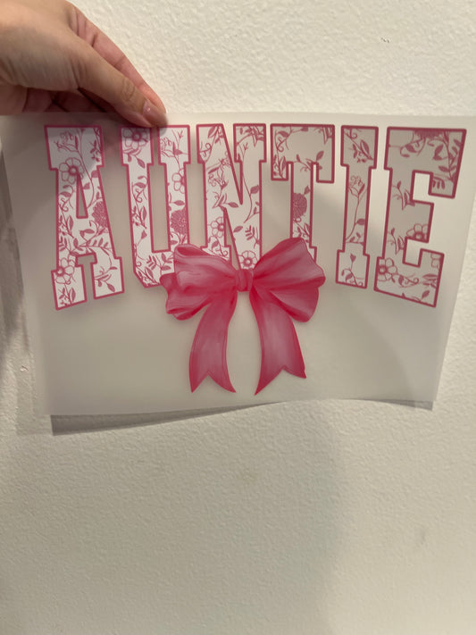 Pink auntie