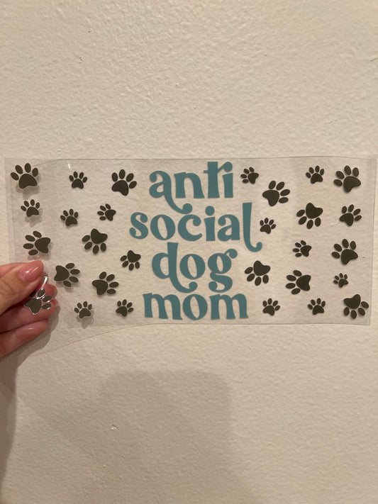 Anti social dog mom