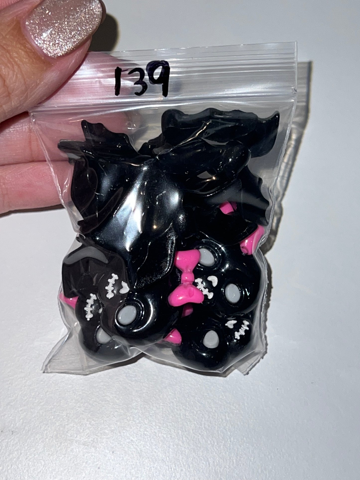 139 bags and skull