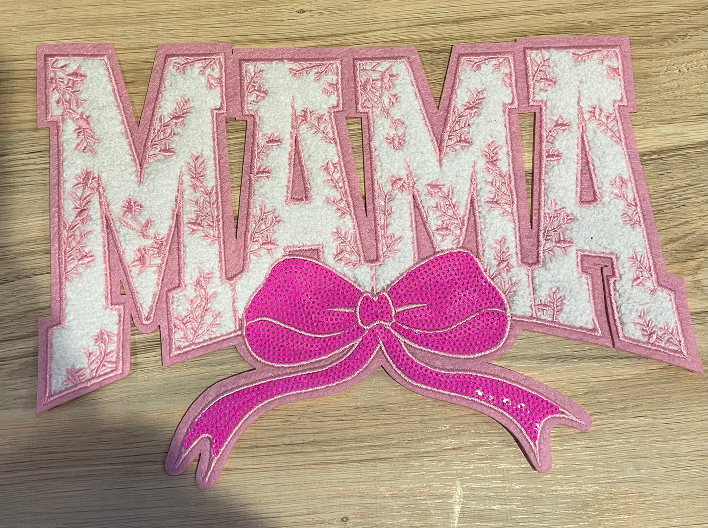Mama patch pink